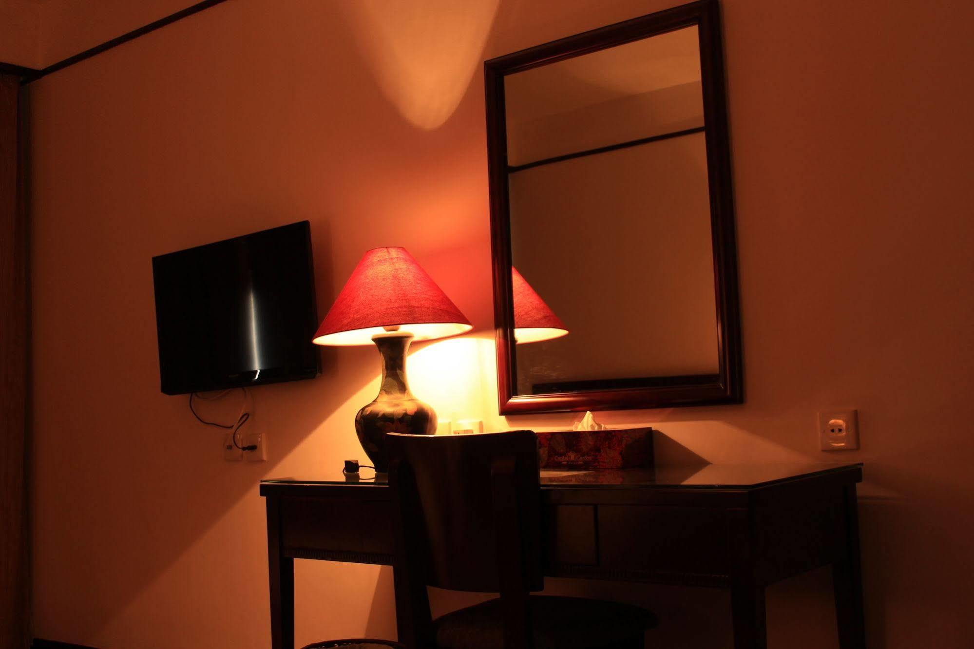 Capital Garden Hotel Hanoi Luaran gambar